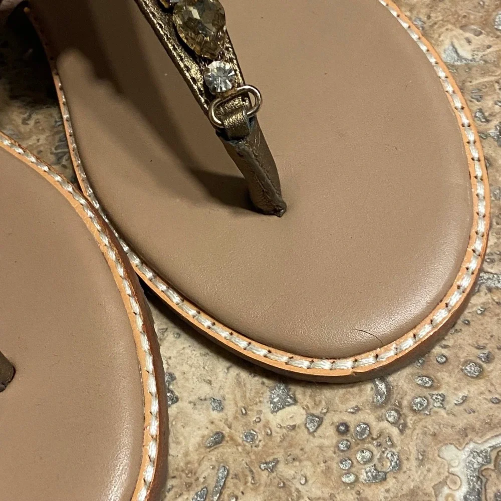 Tommy Bahama Yuri Crystal Thong Sandals Bronze Leather Flat TFW00209 Womens 7